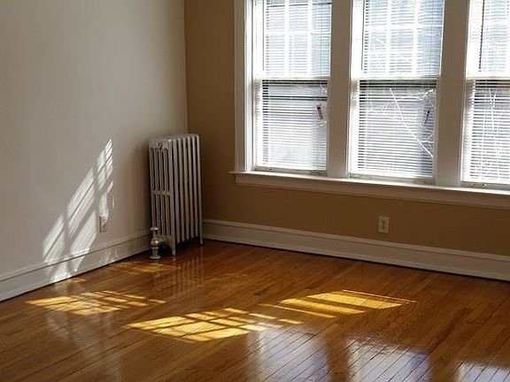 3rd image of 4814 N Linder Ave APT 2B