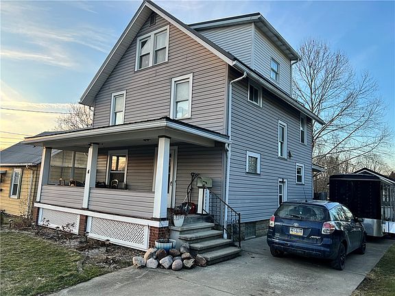 3rd image of 4 E Ridge Ave