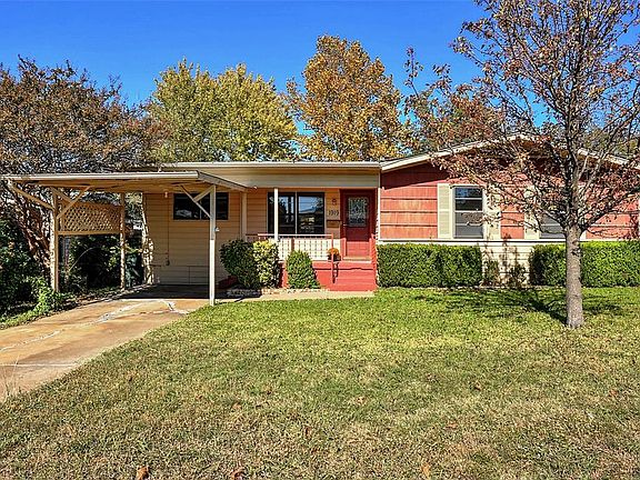 2nd image of 1919 Deborah Dr