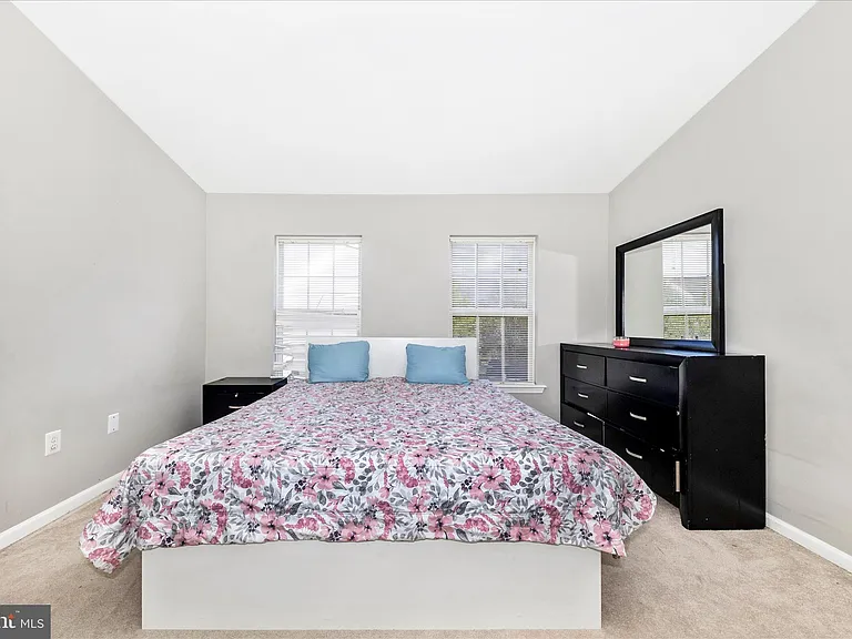 9215 McCarty Rd — Photo 13