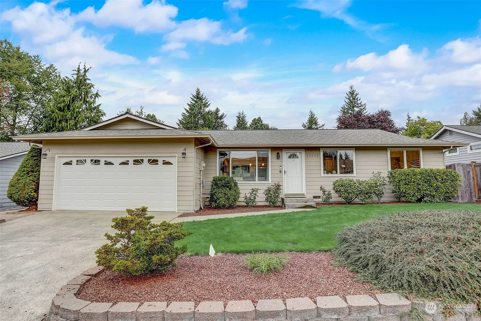 15832 NE 110th Street photo 1