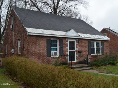 1880 Broad Street, Schenectady, NY, 12306