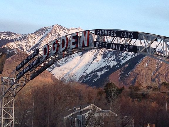Ogden RIver sign