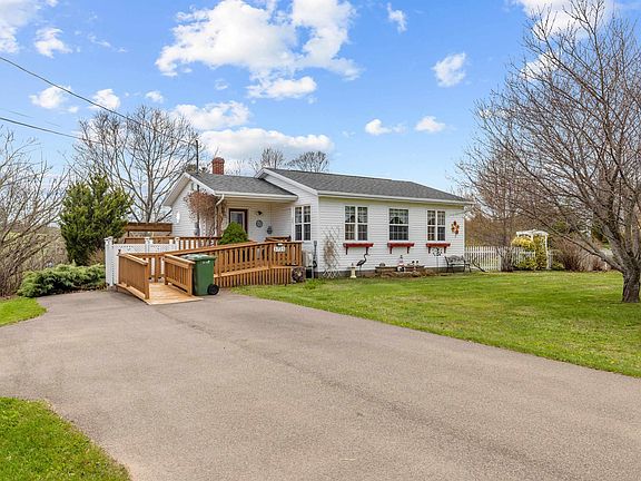 3rd image of 5725 Rustico Rd