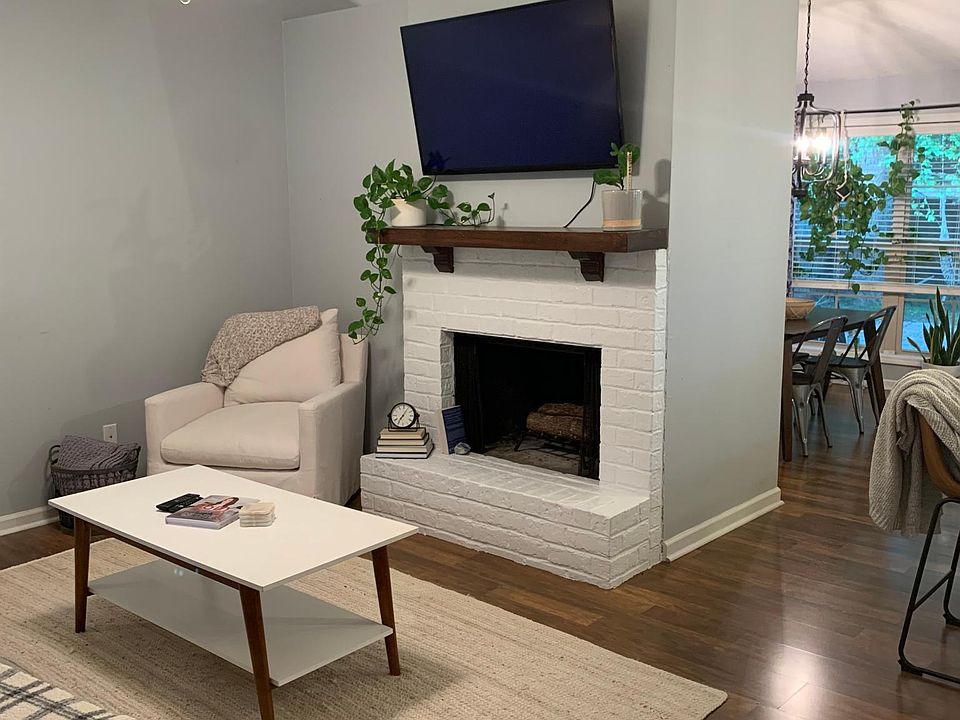 1st image of 133 Sea Pines Dr