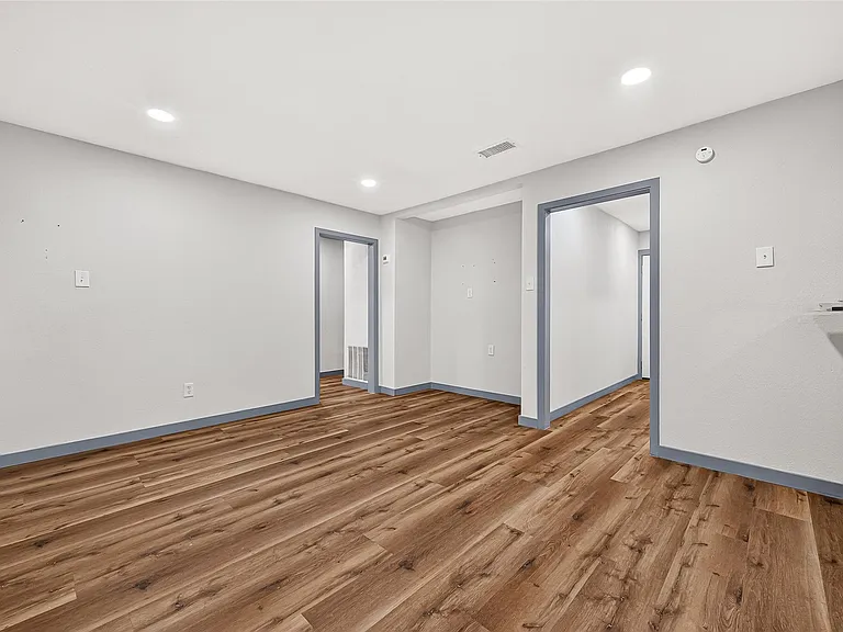 3102 Knotty Oaks Trl — Photo 9