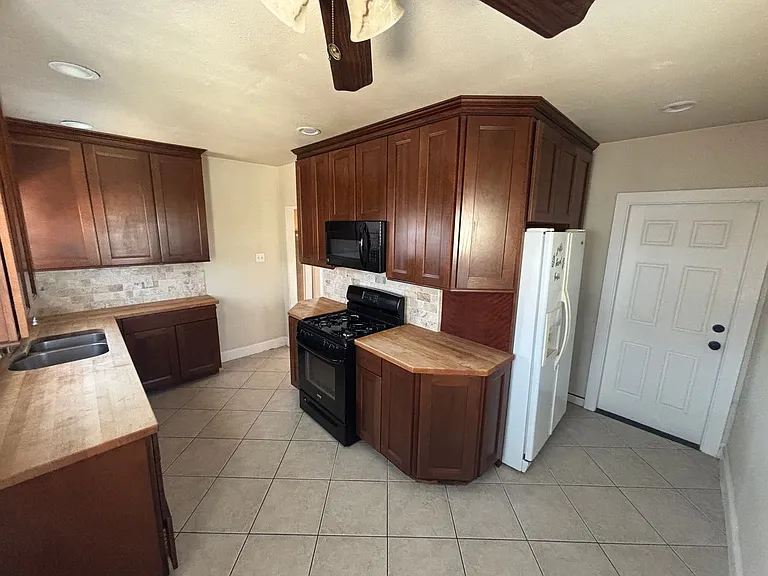269 Tognazzini Ave — Photo 7