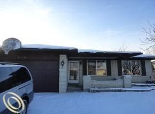 37365 Hacker Dr, Sterling Heights, MI 48310