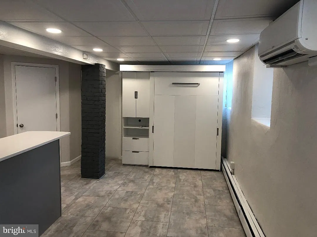 Studio, 1.0 bath, 450 sqft, $1,450 — Photo 3