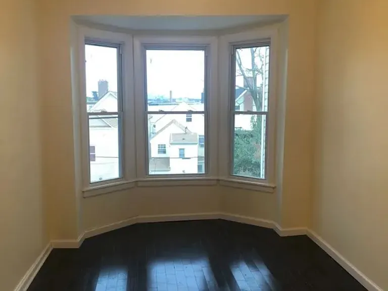 157 Garside St #2 — Photo 7