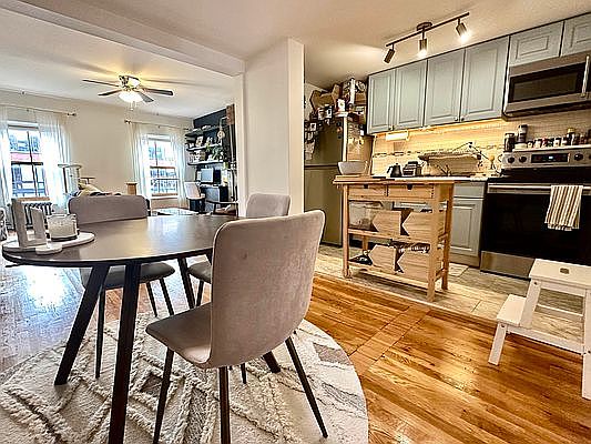 3rd image of 195 Atlantic Ave #3