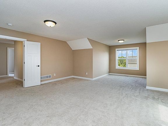 5th image of 9031 Degler Cir #1