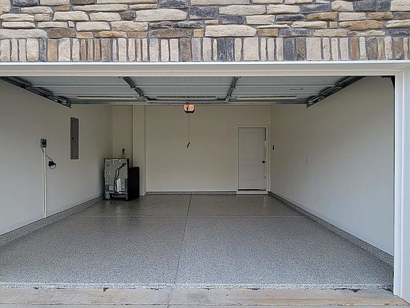 2nd image of 2041 Halton Oaks Dr