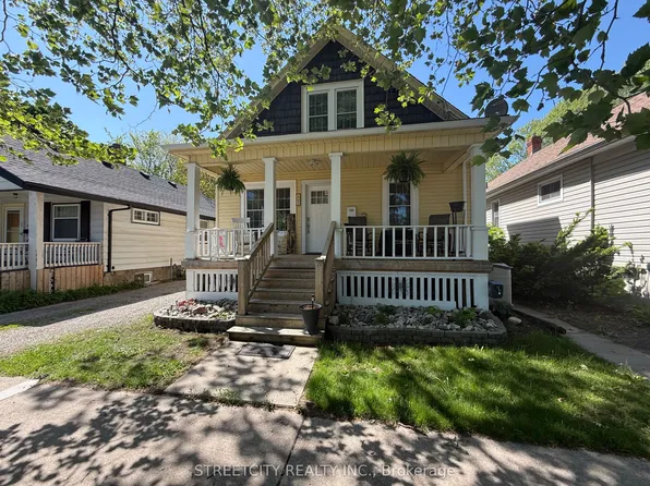 217 Kathleen Ave, Sarnia, ON N7T 1E1