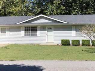 152 Pebble Dr, Eddyville, KY 42038