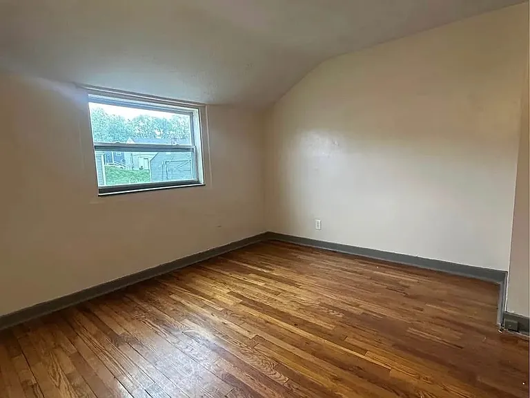 350 Lasalle St #425 — Photo 14