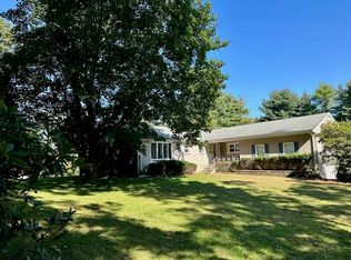 31 Lawrence Ln, Lexington, MA 02421