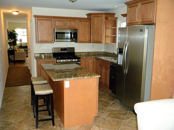 3rd image of 200 Dubois Ave #D