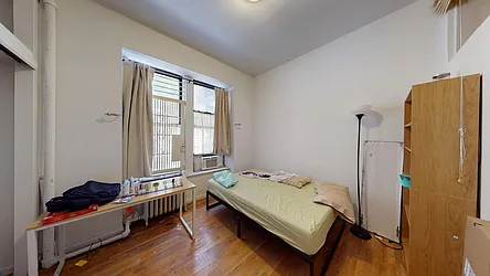 Rented by Bond New York