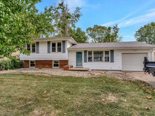 504 N 7th St, Saint Joseph, IL 61873