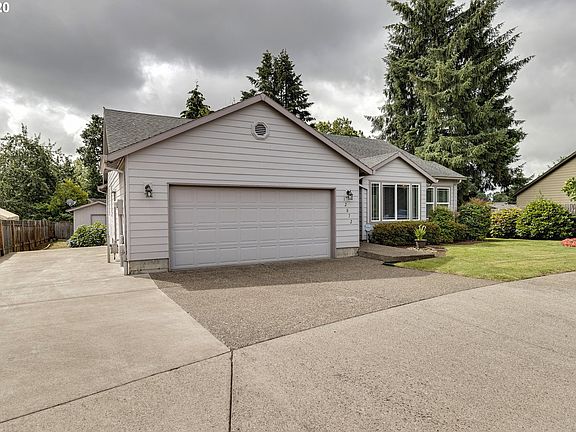3rd image of 12872 Marysville Ln