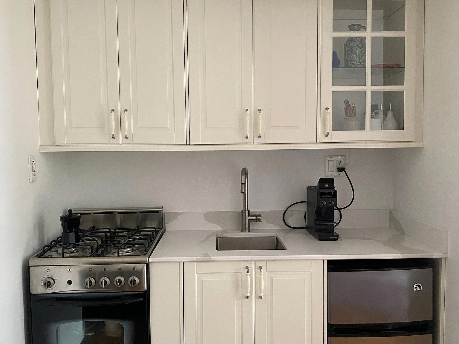 317 East 18th Street — Photo 3