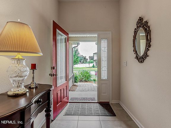 4th image of 2580 CODY Drive