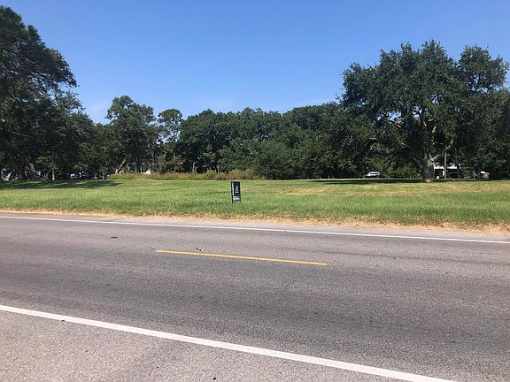 5th image of 707 Beach Blvd