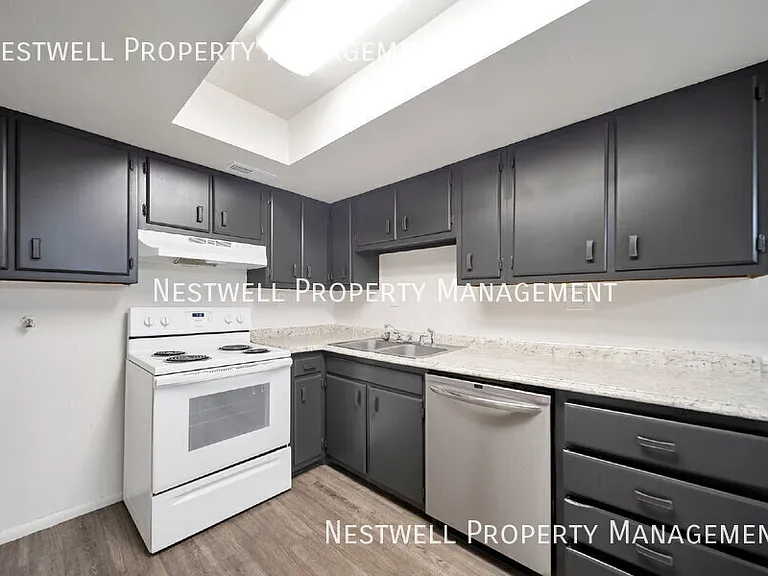 8453 S Westbridge Rd — Photo 8