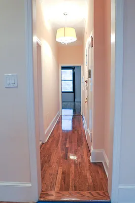 Rented by Perry Associates NYC Inc | media 21