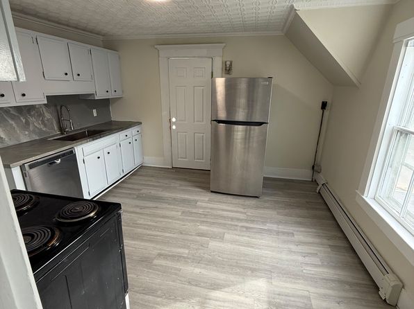503 Hanover St Unit 2