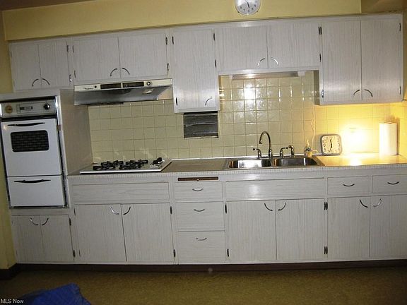 2nd image of 7080 Middlebrook Blvd