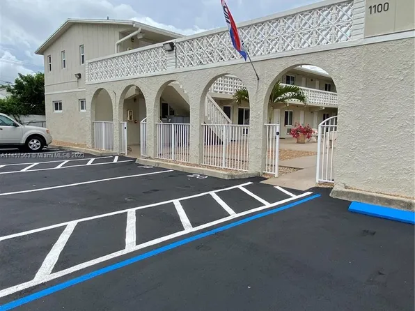 1100 SW 36th Ct APT 13, Miami, FL 33135