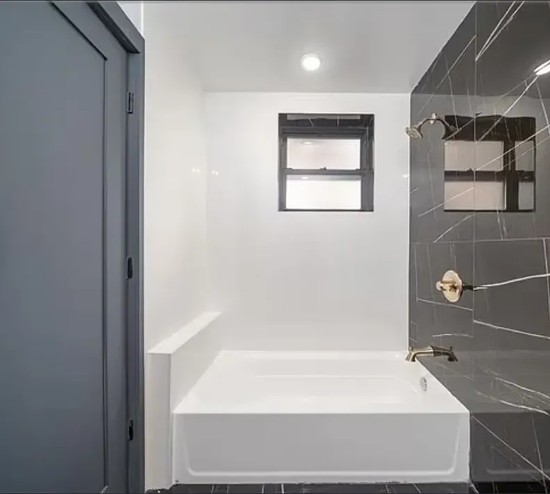 2 bed, 800 sqft, $2,650 — Photo 2