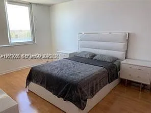 300 Bayview Dr #508 — Photo 9