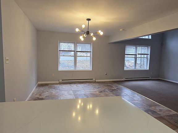 5th image of 655 Country Place Dr