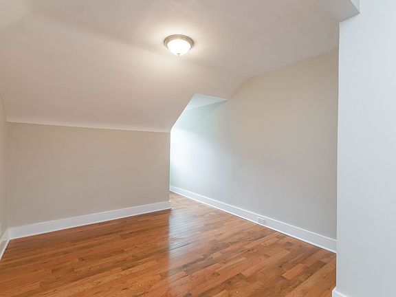 4th image of 169 S Harrison St #222