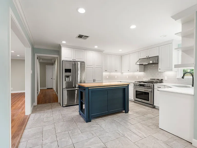 9333 Walterville Rd — Photo 13