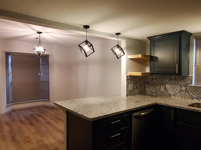15119 Grove Gardens Dr — Photo 7