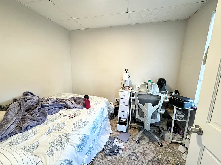 1572 Tremont St #3L — Photo 8