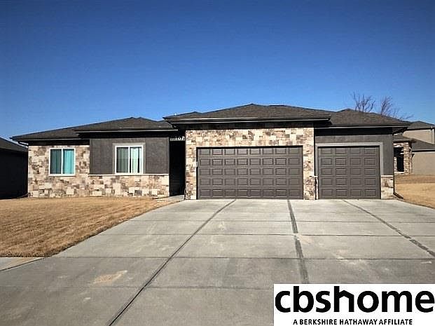 1st image of 18716 Alder Dr