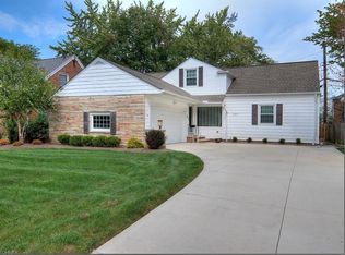 21211 Halworth Rd, Shaker Heights, OH 44122