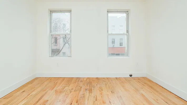 Rented by Nooklyn NYC LLC | media 24