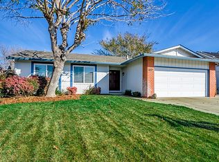 843 Hanover St, Livermore, CA 94551