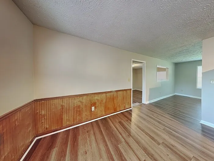 1502 Elizabeth Dr — Photo 7