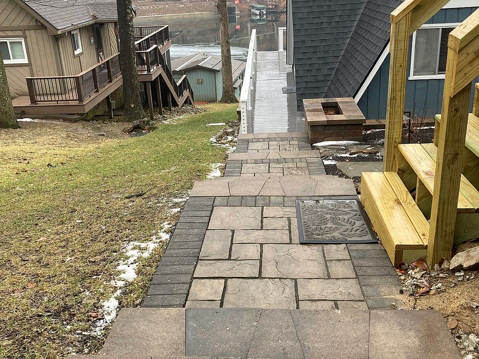 2nd image of 6470 Buffalo Dr