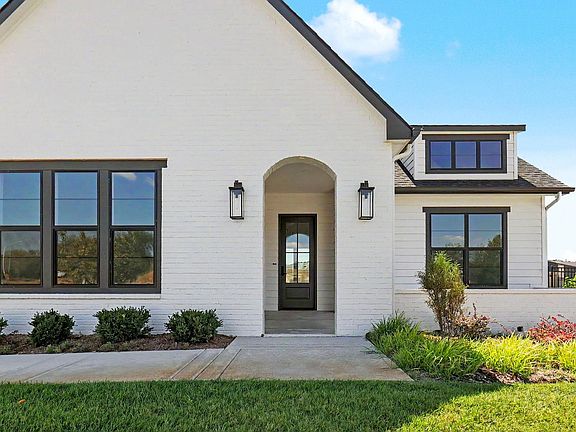 2nd image of 4622 W Emerald Bay Ct