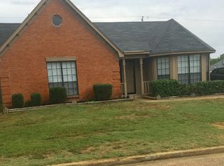 6570 W Crystal Oak Cv, Memphis, TN 38141