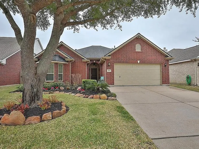 5823 Centennial Glen Dr — Photo 33