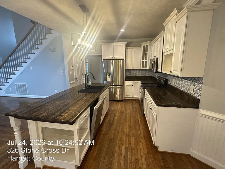 326 Stone Cross Dr — Photo 17
